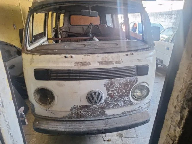 Volkswagen Kombi Standard/ Luxo/ Serie Prata 2002