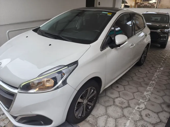 Peugeot 208 Griffe 1.6 Flex 16V 5P Aut. 2017