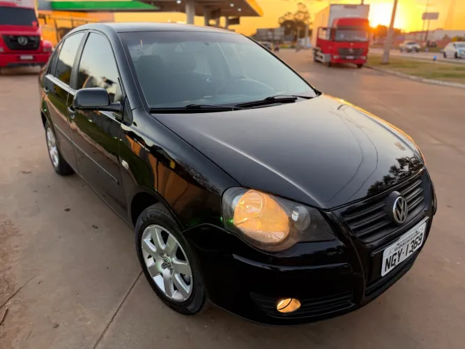 Volkswagen Polo Sedan 1.6 MI Total Flex 8V 4P 2008