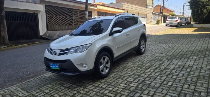 Toyota RAV4 2.0 4X4 16V Aut. 2013