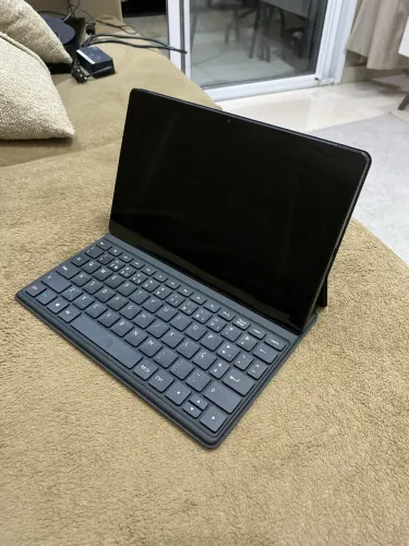 Tablet VAIO com teclado,tela 10 polegadas 128 gb,8gb de ram,4g