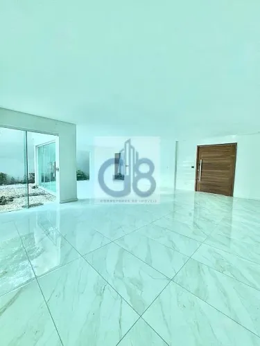 Casa duplex na Sapiranga, 250m², 4 suítes