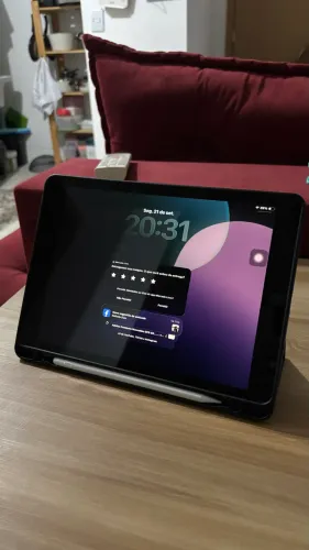 iPad 9ª Geração + Caneta + Acessórios