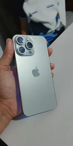 iPhone 15 pro max 256gb