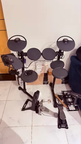 Bateria eletrônica Yamaha DTX DRUMS 