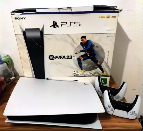 Ps5 C/ Caixa e Leitor de CD - Troco por PS4 + 2500 <br>