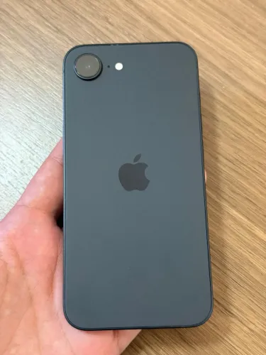 IPhone 16e - 128 GB - 3 Meses de Uso - Aceito Trocas (12x 279)