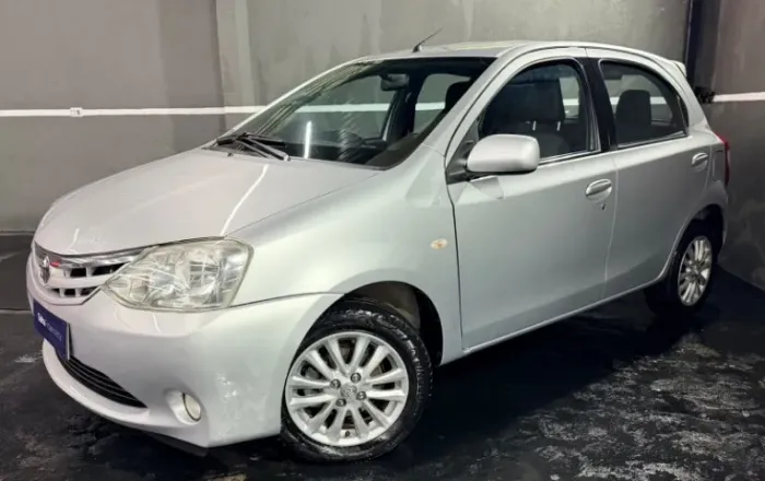 Toyota Etios XLS 1.5 Flex 16V 5P Mec. 2013
