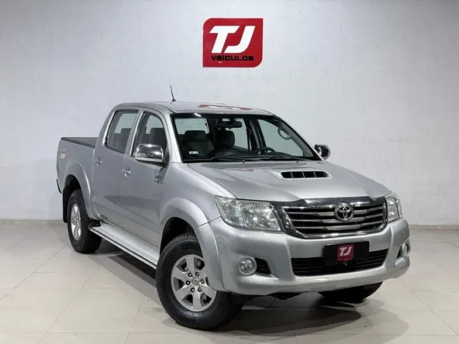 Toyota Hilux CD SRV D4-d 4X4 3.0 TDI Diesel AUT 2015