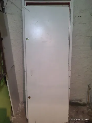 Porta reforçada de ferro anti arrombamento 