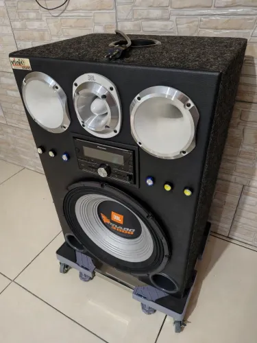 Caixa de som automotivo residencial