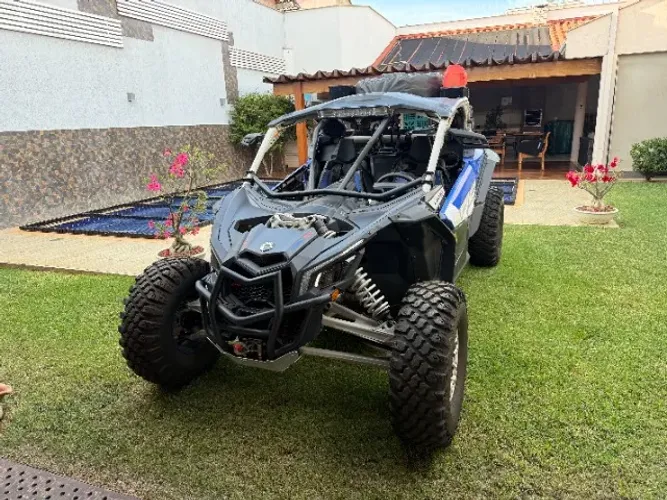 UTV MAVERICK XRS TURBO 2023 - ÚNICO DONO