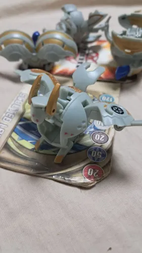 Bakugan Foxbat Haos