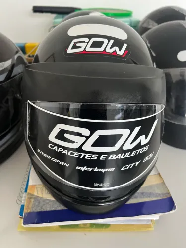 Capacete Gow 