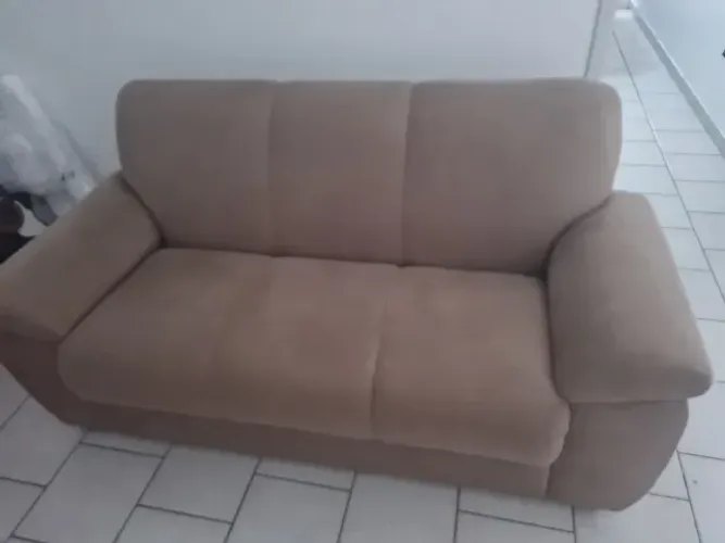 SOFÁ SEMINOVO 3 LUGARES