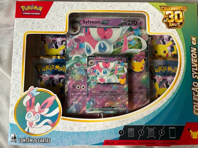 Box Pokémon Celebrações 30 anos Sylveon lacrada