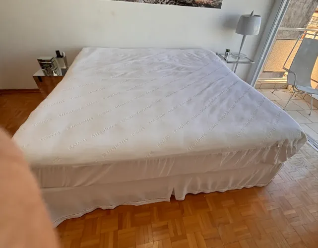 Cama box casal King Sealy Posturepedic Providence Cushion Firm Pillow Top