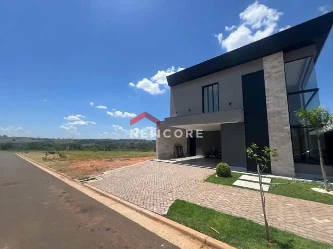 Casa de condomínio em Rua Praga - Residencial Guestier - Piratininga/SP
