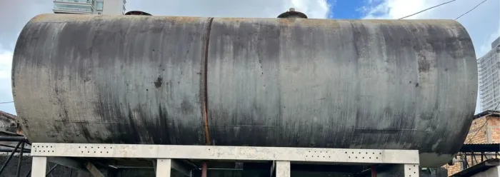 TANQUE DE FERRO CARBONO FECHADO PARA ÁGUA