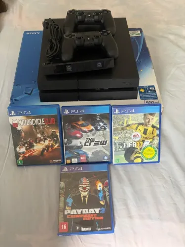 Playstation 4 - PS4 500 GB + 4 Jogos originais