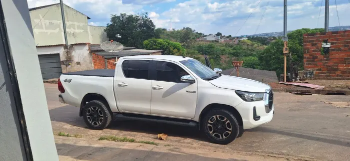 Toyota Hilux CD 4X4 2.8 Diesel Mec. 2019