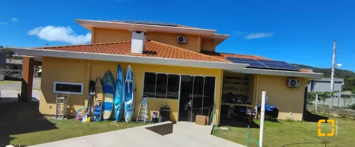 Casa a venda no Condomínio Red Park - Casa com 4 suítes e Spa.