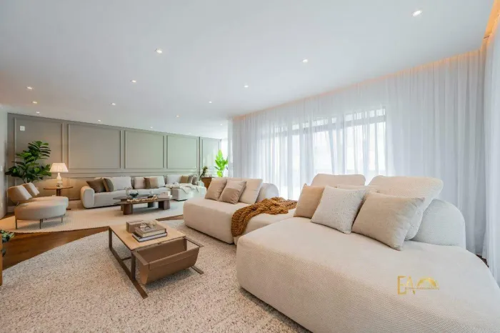 Apartamento reformado de alto padrão no Gonzaga  335 m² úteis