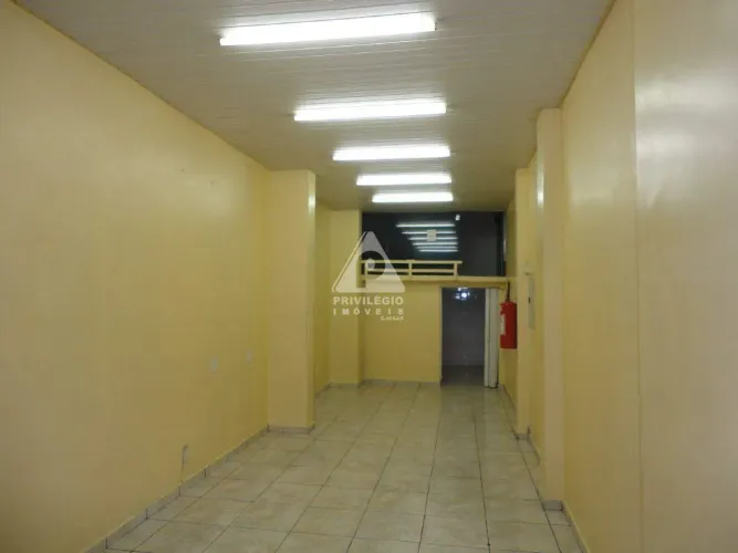 Loja à venda em excelente ponto comercial de Vila Isabel!