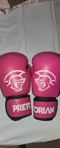 Luvas de boxe e muay thai