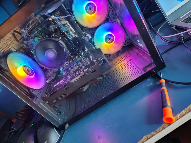 Cpu gamer i7 3 geração 16 gb /ssd / placa de vídeo vendo ou troco pego notebook no negocio