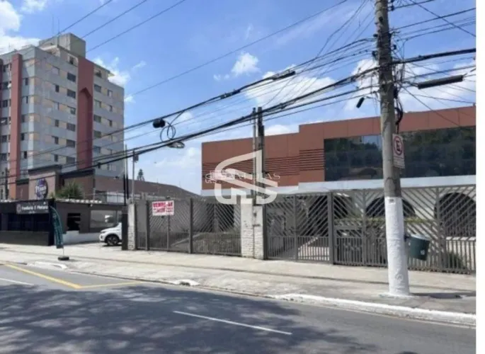 Salão Comercial de 700 M² à Venda na Av. Dom Pedro I Ipiranga, São Paulo