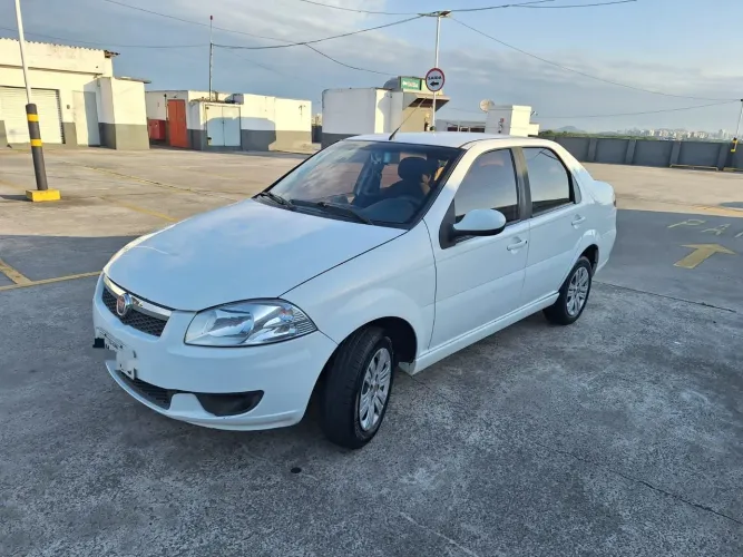 Fiat Siena EL 1.0 MPI Fire Flex 8V 4P 2016