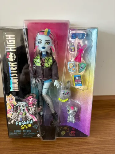 Boneca Monster High Frankie NOVA