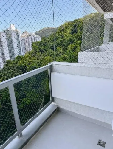 LINDO APTO PRAIA PITANGUEIRAS