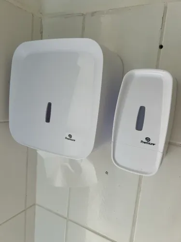 Kit 3 Suporte Papel Toalha e 3 Suporte Sabonete Líquido