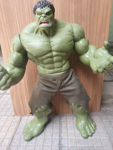 Hulk Grande 45 cm  