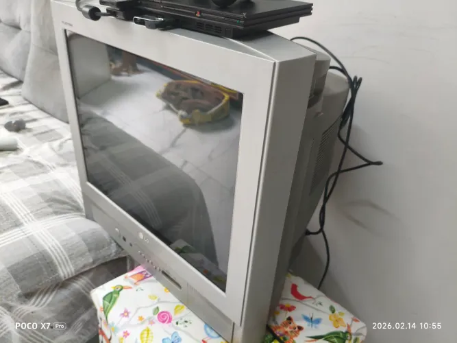 TV LG 21 tela plana tubo