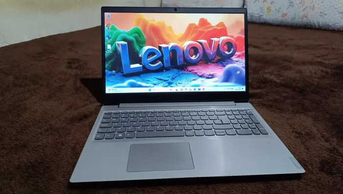 Notebook Lenovo CORE i3 8ª GERAÇÃO RAM 8GB SSD 256 GB