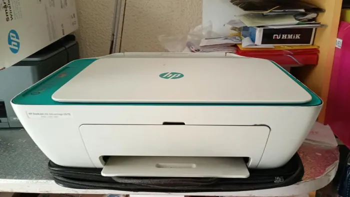 Vende-se uma esteira e uma impressora