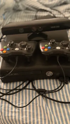 Vídeo game - XBOX 360 DESBLOQUEADO