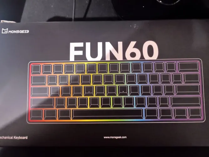Teclado magnético Monsgeek Fun 60 pro