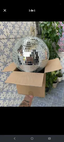 Globo espelhado ( ler legenda )