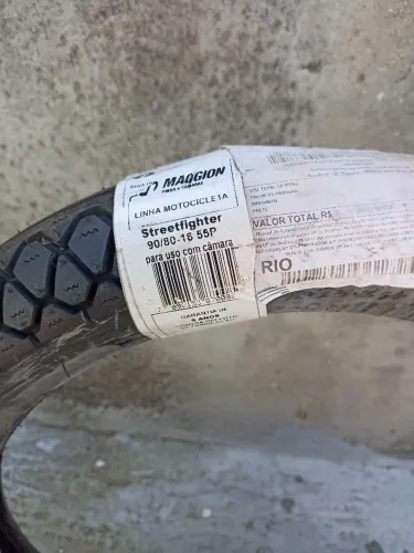 Pneu de moto Novo Maggion Streetfighter 90/90-16 55P novo com câmara