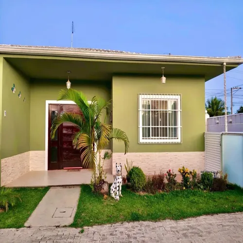 Casa em Condomínio a 500m da Praia em Saquarema | R$ 465 Mil