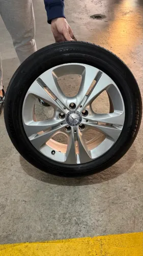 Rodas e Pneus para Mercedes C180 Originais 