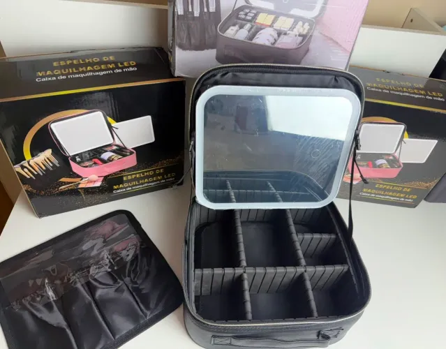 Maleta para maquiagem com espelho de Led NOVAS