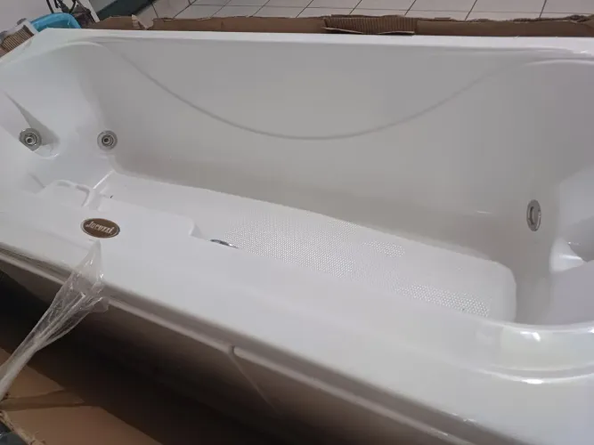 Banheira Hidromassagem Jacuzzi