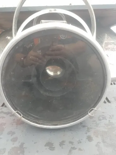 Refletor para embarcação