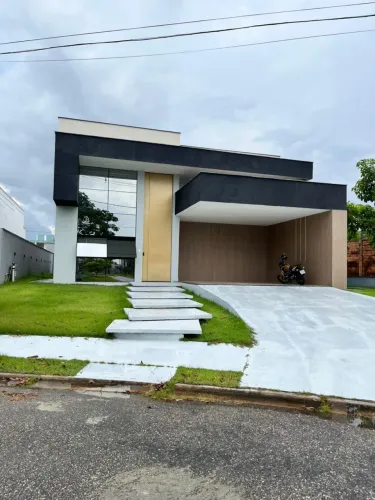 Aluguel de casa em condomínio de luxo