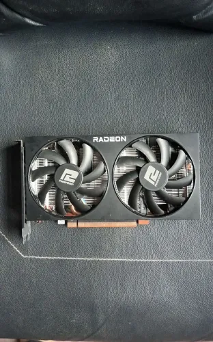 VENDO PLACA DE VÍDEO RX 6600 COM DEFEITO